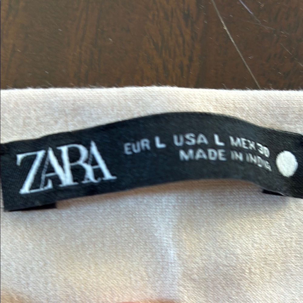 Zara’s Embellished Beaded Crop Top size L - Picture 3 of 4
